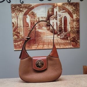 Dooney & Bourke NWOT Pebbled Leather Hobo Turn Lock Shoulder Bag